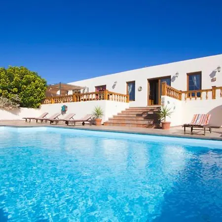 Sleeps 10 With Pool *