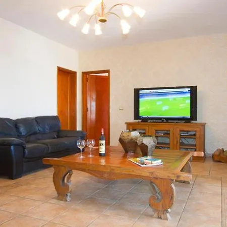 Sleeps 10 With Pool * Nazaret