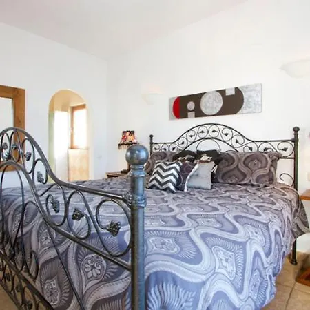 Sleeps 10 With Pool Nazaret